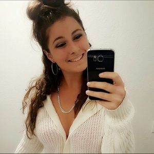 Meet your Posher, Treasure